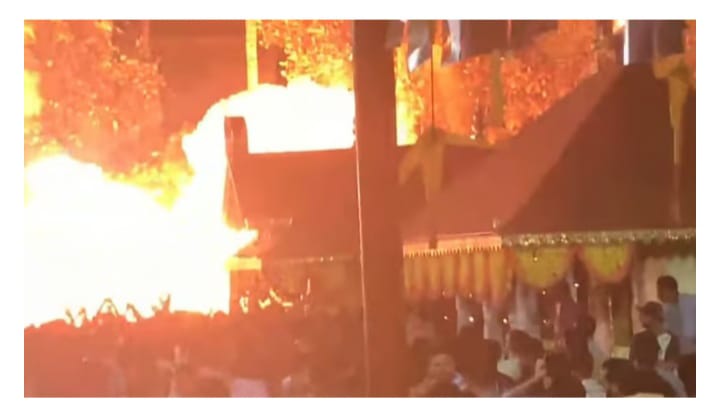 നീലേശ്വരത്ത് വെടിക്കെട്ട് പുരയ്ക്ക് തീപിടിച്ചു: 154 പേർക്ക് പരിക്ക്; 97 പേർ ചികിത്സയിൽ 7 പേരുടെ നില ഗുരുതരം