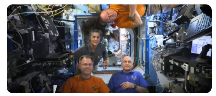 ഭൂമിയിൽ ഉള്ളവർക്ക് നന്ദി’; ബഹിരാകാശത്ത് ‘താങ്ക്സ് ​ഗിവിം​ഗ്’ ആഘോഷിച്ച് സുനിത വില്യംസും സംഘവും- വീഡിയോ