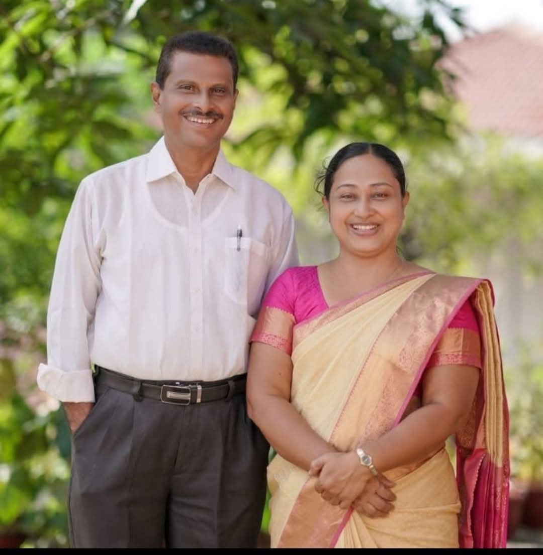 ശാരോൻ ഫെലോഷിപ്പ് ചർച്ച് മാനേജിംഗ് കൗൺസിൽ അംഗം വി.ജി. രാജുവും ഭാര്യ റീനയും വാഹനാപകടത്തെത്തുടർന്ന് നിത്യതയിലേക്ക് ചേർക്കപ്പെട്ടു
