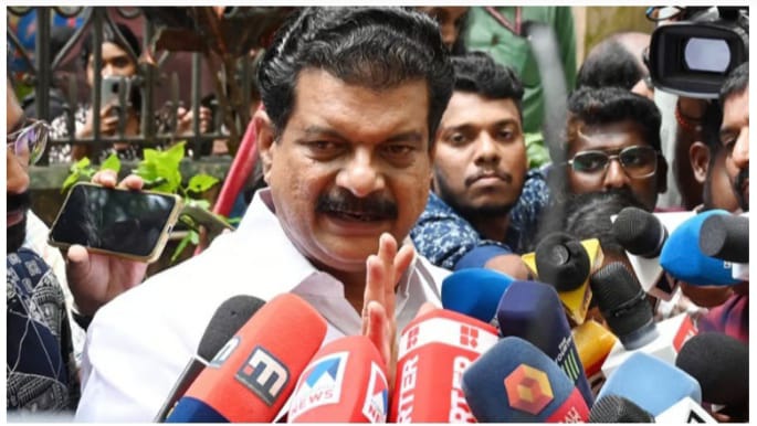 പി വി അൻവർ എംഎൽഎ സ്ഥാനം രാജിവച്ചു; നിലമ്പൂർ നിയമസഭാ മണ്ഡലം ഉപതെരഞ്ഞെടുപ്പിലേക്ക്