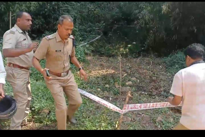 വയനാട്ടില് കടുവയുടെ ആക്രമണത്തില് സ്ത്രീ കൊല്ലപ്പെട്ടു: സ്ഥലത്ത് സംഘര്ഷാവസ്ഥ; കടുവായെ വെടിവെയ്ക്കാന് ഉത്തരവ്