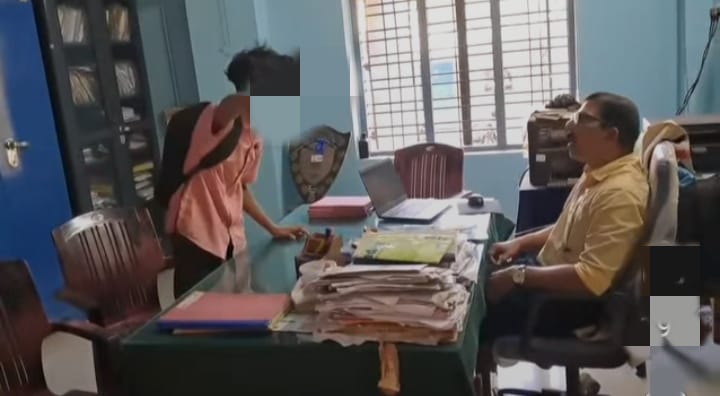അദ്ധ്യാപകനെതിരെ കൊലവിളി:വിദ്യർത്ഥിയെ സസ്പെൻ്റ് ചെയ്തു; മാപ്പാക്കണമെന്ന് വിദ്യാർത്ഥി
