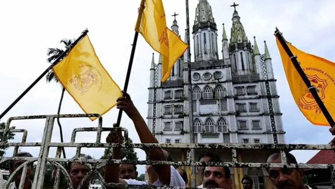 ഓര്ത്തഡോക്സ്-യാക്കോബായ പള്ളിത്തര്ക്കം: വിശ്വാസികളുടെയും പള്ളികളുടെയും കണക്കെടുക്കാന് സര്ക്കാര്