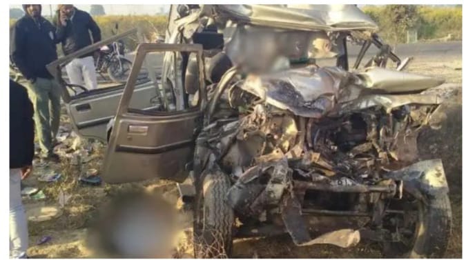 കുംഭമേള തീർഥാടകരുടെ വാഹനങ്ങൾ കൂട്ടിയിടിച്ചു; 10 പേർക്ക് ദാരുണാന്ത്യം- 19 പേർക്ക് പരിക്ക്