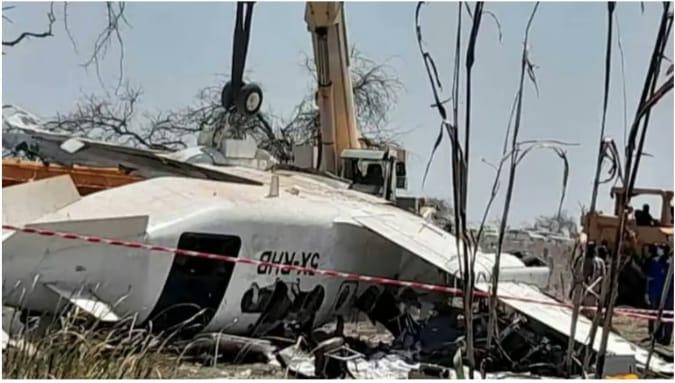 സുഡാനില്‍ സൈനിക വിമാനം ജനവാസ മേഖലയില്‍ തകര്‍ന്നുവീണു; 49 പേര്‍ കൊല്ലപ്പെട്ടു