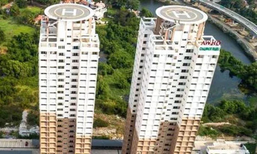 കൊച്ചി വൈറ്റിലയില്‍ സൈനികരുടെ ഫ്‌ളാറ്റ് സമുച്ചയം പൊളിച്ച്‌ നീക്കണമെന്ന് ഹൈക്കോടതി