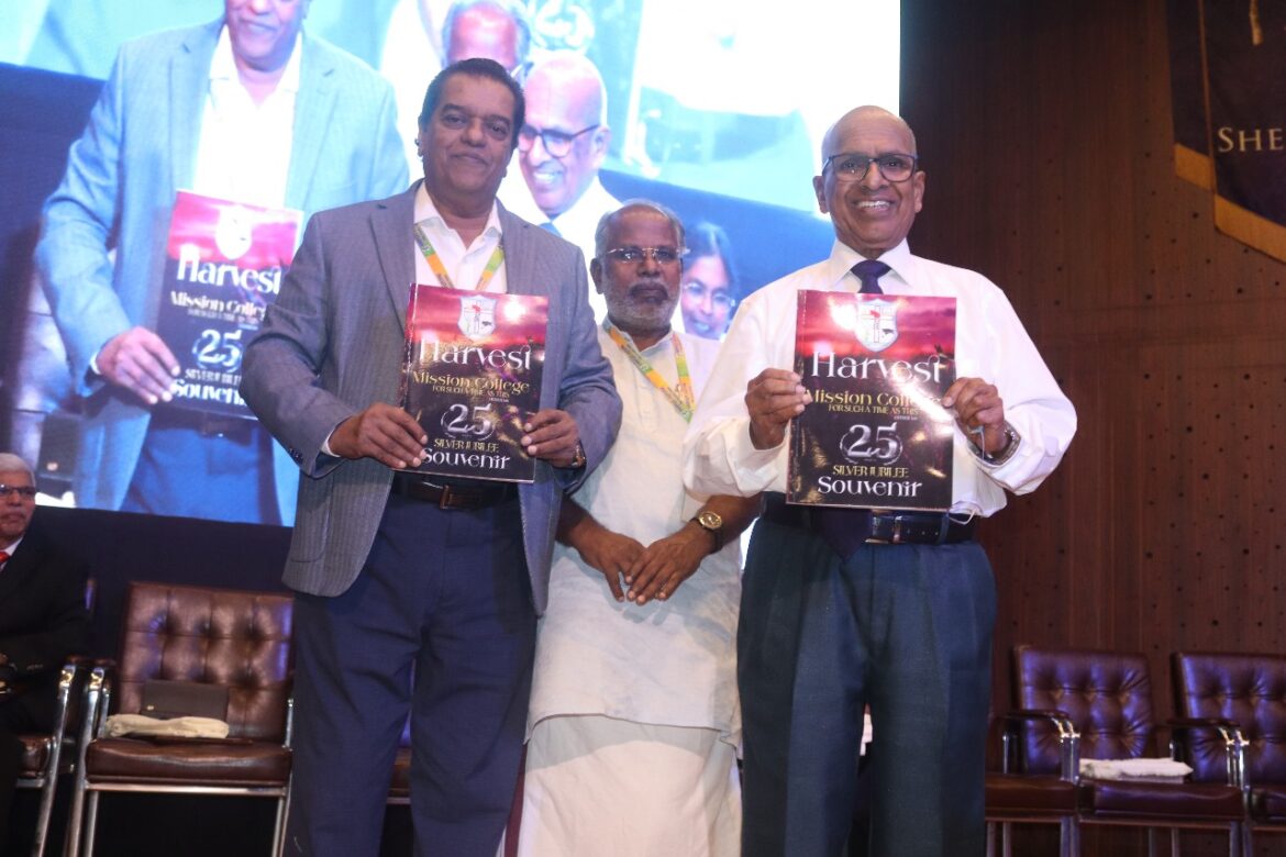 ഹാർവെസ്റ്റ് മിഷൻ കോളജിൻ്റെ സിൽവർ ജൂബിലി സുവനീർ പ്രകാശനം ചെയ്തു