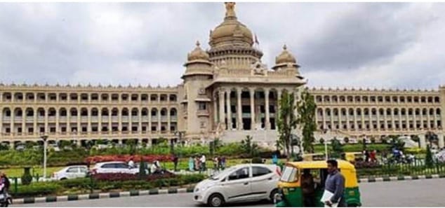 പുരഷന്മാർക്ക് ആഴ്ചയിൽ രണ്ട് കുപ്പി മദ്യം സൗജന്യമായി കൊടുക്കണമെന്ന്എംഎൽഎ യുടെ ആവശ്യം