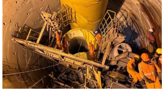 തെലങ്കാന ടണൽ ദുരന്തം:ഒരു തൊഴിലാളിയുടെ മൃതദേഹം കണ്ടെത്തി