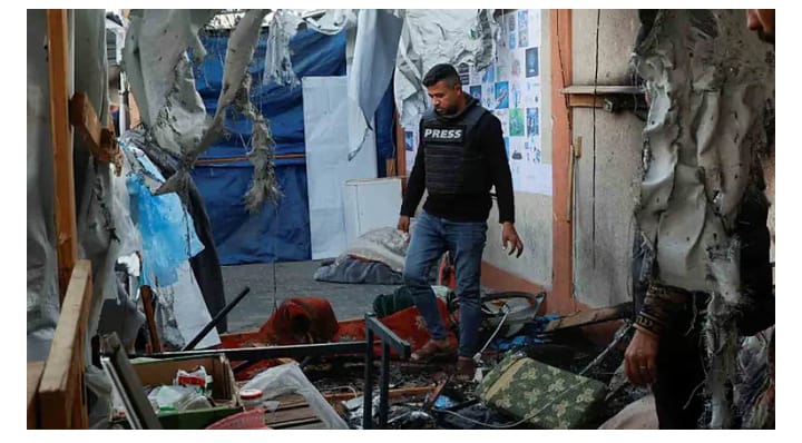 മാധ്യമ പ്രവർത്തകരുടെ ശവപ്പറമ്പായി ഗാസ; 232 പേരുടെ ജീവൻ പൊലിഞ്ഞു