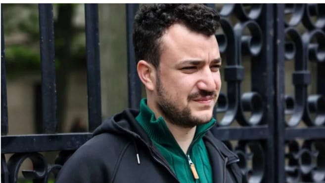 മഹ്‌മൂദ് ഖലീലിനെ അമേരിക്ക നാടു കടത്തുന്നു