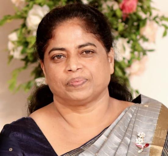 പുതുപ്പള്ളി കോമടത്ത് സണ്ണി കോരയുടെ ഭാര്യ സാറാമ്മ സണ്ണി നിത്യതയിൽ; സംസ്കാരം നാളെ