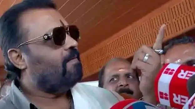 ഞാൻ പുറത്തിറങ്ങുമ്പോള്‍ ഒറ്റ മാദ്ധ്യമ പ്രവര്‍ത്തകനും പരിസരത്ത് കാണരുത്: കര്‍ശന നിര്‍ദേശവുമായി സുരേഷ്‌ഗോപി