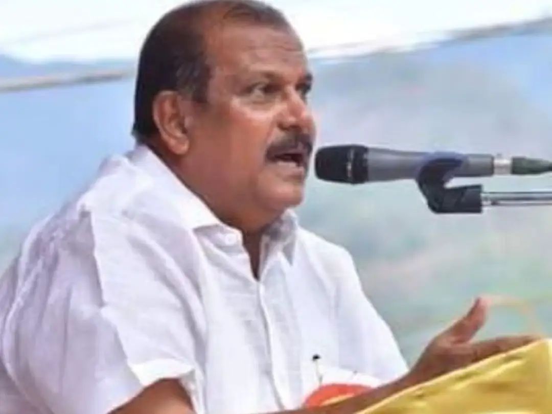 ‘ക്ഷേത്രത്തിനു മുന്നില്‍ ചെന്നു മര്യാദകേട് കാണിച്ചാല്‍ ചിലപ്പോള്‍ അടിവാങ്ങും’. ജബല്‍പൂരില്‍ വൈദികനു നേരെയുണ്ടായ അതിക്രമത്തെ ന്യായീകരിച്ച്‌ പി. സി ജോര്‍ജ്