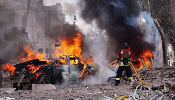 റഷ്യയുടെ മിസൈൽ ആക്രമണത്തിൽ 21പേർ കൊല്ലപ്പെട്ടു; 80-ലധികം പേര്‍ക്ക് പരിക്ക്, ലോകം പ്രതികരിക്കണമെന്ന് സെലന്‍സ്കി