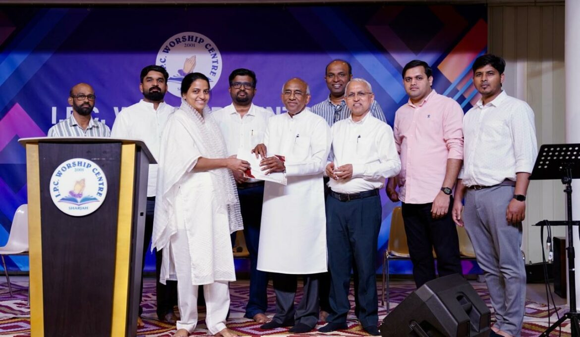 ബെറേഖ മെഗാ ബൈബിൾ ക്വിസ് വിജയി റിനി അനീഷിനെ ആദരിച്ചു
