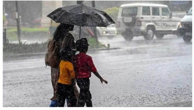കാലവർഷം ശക്തം: വ്യാഴം, വെള്ളി ദിവസങ്ങളിൽ അതിതീവ്ര മഴയ്ക്ക് സാധ്യത; നദികളിൽ റെഡ്, ഓറഞ്ച് അലേർട്ടുകൾ