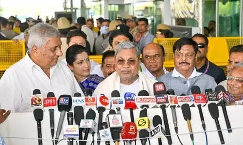‘ഹിന്ദു സമൂഹത്തില്‍ തുല്യത ഉണ്ടായിരുന്നെങ്കില്‍ മതപരിവര്‍ത്തനം നടക്കുമായിരുന്നോ?, ഞങ്ങളാണോ തൊട്ടുകൂടായ്മ ഉണ്ടാക്കിയത്?”: സിദ്ധരാമയ്യ