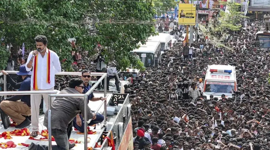 രാജ്യത്തെ നടുക്കി  കരൂര്‍ ദുരന്തം; മരിച്ചത്  കുട്ടികള്‍ ഉള്‍പ്പെടെ 39 പേര്‍, പരിക്കേറ്റ് 111 പേര്‍ ആശുപത്രിയില്‍
