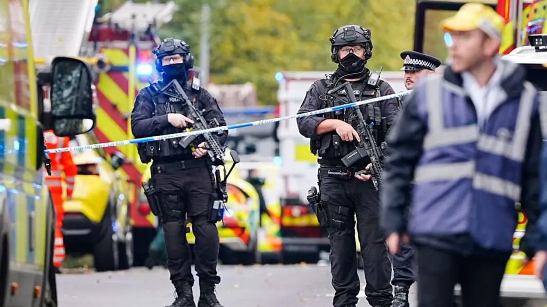 മാഞ്ചസ്റ്ററിൽ ജൂത സിനഗോഗിന് നേരെ ഭീകരാക്രമണം; 2 മരണം; അക്രമിയെ വെടിവച്ചുകൊന്നു