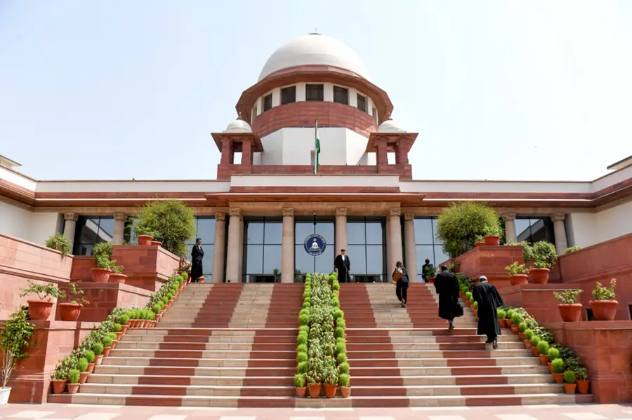 ഗവര്‍ണര്‍-സര്‍ക്കാര്‍ പോര് വേണ്ട; വിസിമാരെ നേരിട്ട് നിയമിക്കാന്‍ സുപ്രീം കോടതി