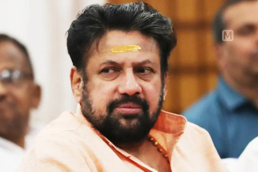 സ്വർണക്കൊള്ള:ശബരിമല തന്ത്രി കണ്ഠരര് രാജീവര് അറസ്റ്റിൽ