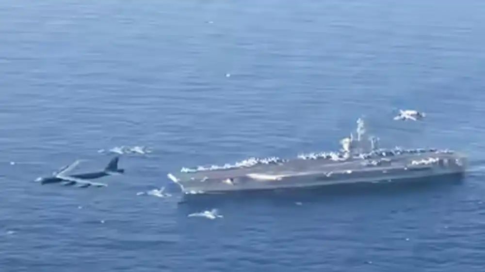 യുഎസ് വിമാനവാഹിനി കപ്പലിന് നേരെ വന്ന ഇറാൻ ഡ്രോണ്‍ വെടിവെച്ചിട്ടു