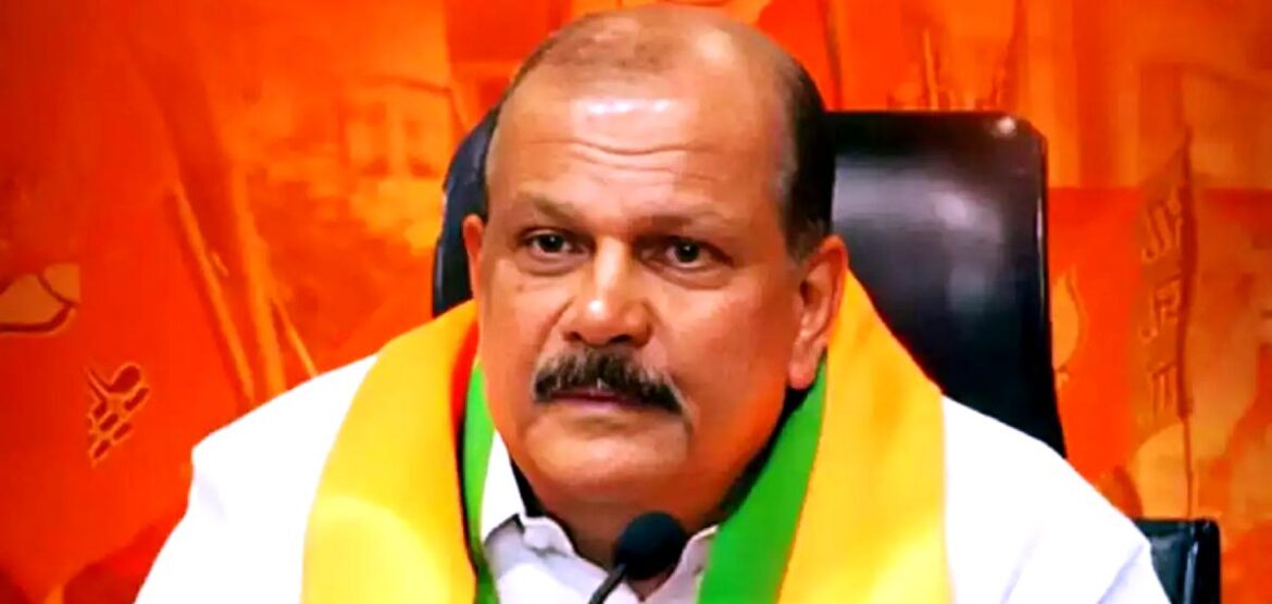 ‘സ്വാതന്ത്ര്യത്തിനു വേണ്ടി ഗാന്ധിജി ഒരു ചുക്കും ചെയ്തിട്ടില്ല’; വിവാദ പരാമർശവുമായി പി.സി. ജോർജ്