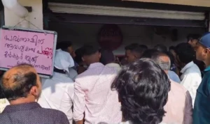 പത്തിരി കൊടുക്കാൻ ഗ്യാസില്ല; കായംകുളത്ത് പെരുന്നാള്‍ ദിനത്തില്‍ പത്തിരിക്കടയില്‍ കൂട്ടത്തല്ല്