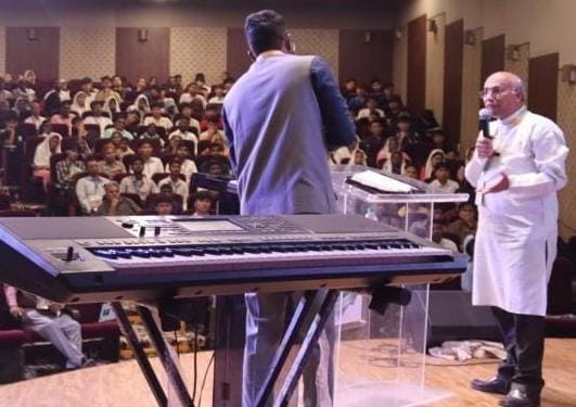 ഹാർവെസ്റ്റ് ഫെസ്റ്റിവൽ തുടങ്ങി; കലുഷിതമായ ലോകത്ത് പ്രതീക്ഷയായി ക്രിസ്തു മാത്രമെന്ന് റവ. ബാബു ജോൺ