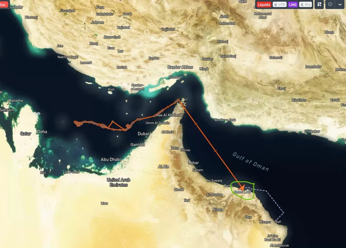 ഹോര്‍മുസ് കടലിടുക്കില്‍ പുതിയ കപ്പല്‍പാത; ഇറാൻ്റെ നിയന്ത്രണങ്ങള്‍ മറികടന്ന് ഇന്ത്യൻ കപ്പലടക്കം പുറത്തുകടന്നു