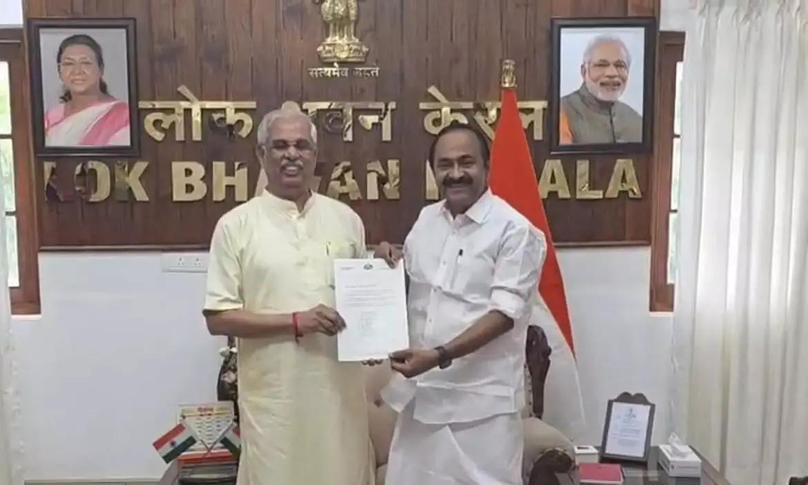 യുഡിഎഫ് മന്ത്രിസഭയിലെ മന്ത്രിമാരെ പ്രഖ്യാപിച്ച്‌ നിയുക്ത മുഖ്യമന്ത്രി വി.ഡി. സതീശൻ