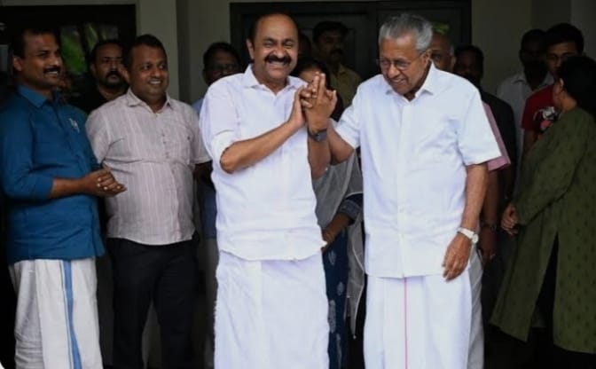 രാഷ്ട്രിയ വൈരത്തിനപ്പുറത്തെ സൗഹൃദം കേരളത്തിന് മുതല്‍ക്കൂട്ടാകട്ടേ!