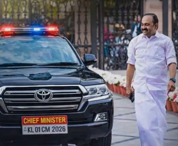 വാഹനങ്ങളുടെ നീണ്ട നിരയില്ല… പൈലറ്റും എസ്‌കോര്‍ട്ടും മാത്രം; സുരക്ഷയില്‍ ശൈലി മാറ്റം പ്രഖ്യാപിച്ച്‌ വിഡി സതീശൻ