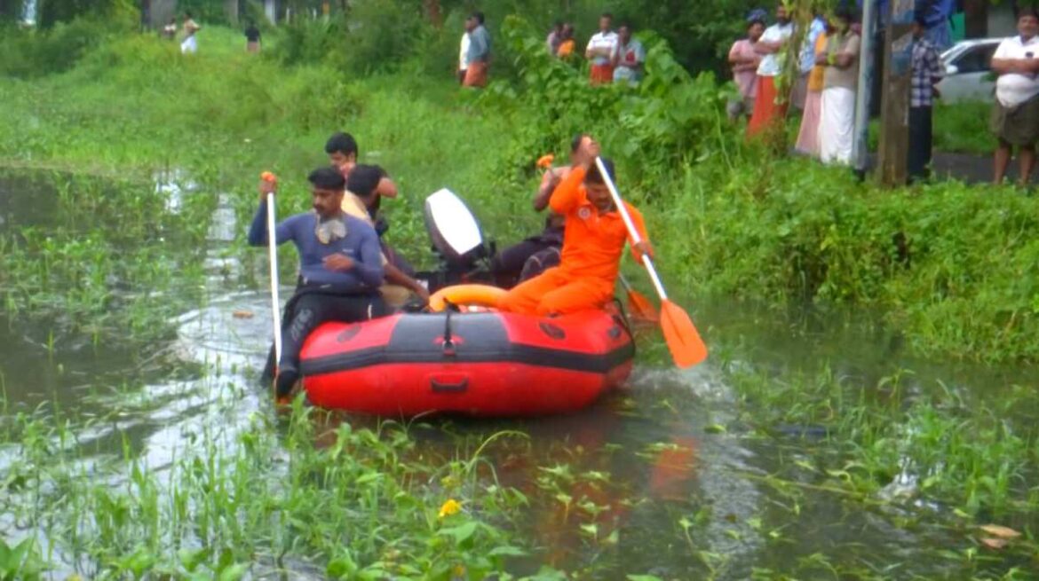 കോള്‍പാടത്ത് ബോട്ടുമുങ്ങി അപകടം: രണ്ട് പേരുടെ മൃതദേഹം കണ്ടെത്തി