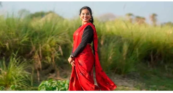 റീൽസിലൂടെ പ്രൈവറ്റ് സ്കൂളിനെ പുകഴ്ത്തി; വിവാദത്തിന് പിന്നാലെ സർക്കാർ അധ്യാപിക ജോലി രാജിവെച്ചു