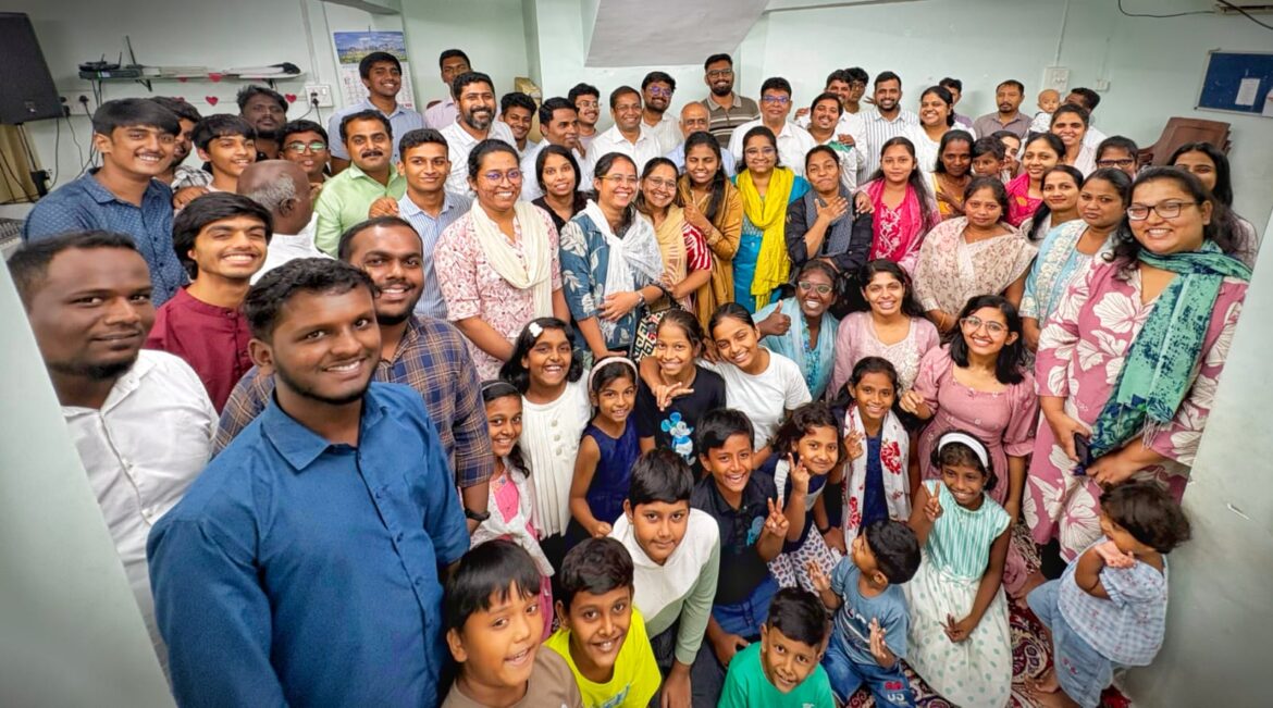നവി മുംബൈയിൽ ഡിസ്ട്രിക്ട് വൈ പി ഇ കൂട്ടായ്മയും സംയുക്ത ആരാധനയും നടന്നു