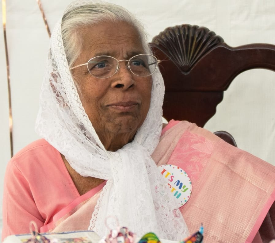 ചിക്കാഗോ പിസിനാക് നാഷണൽ ട്രഷറർ പ്രസാദ് ജോർജിന്റെ മാതാവ് ഏലിയാമ്മ ജോർജ് നിത്യതയിൽ പ്രവേശിച്ചു