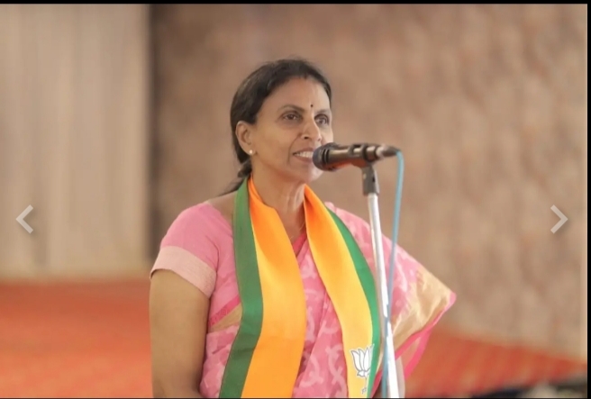 രാഹുൽ ഗാന്ധിക്കെതിരായ പരാമർശം: ആർ. ശ്രീലേഖയ്ക്കെതിരേ കേസെടുത്തു; ലഹളയുണ്ടാക്കാൻ ശ്രമമെന്ന് എഫ്‌ഐആർ